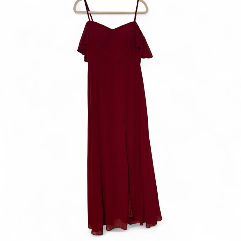 NWT maroon flutter sleeve gown with‎ slit women’s med